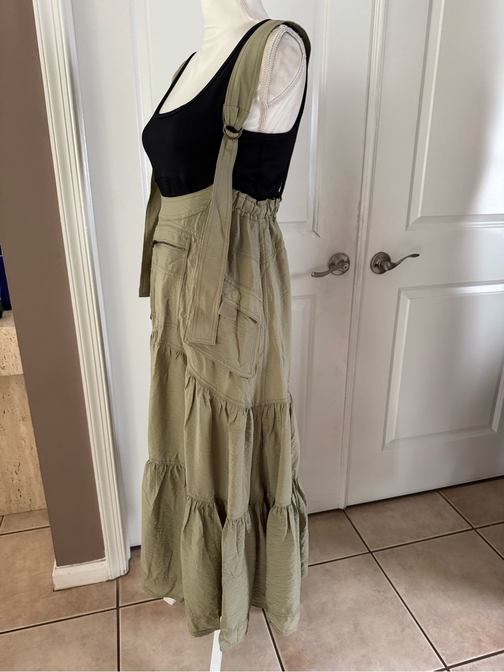 Anthropologie Pilcro Tiered Midi Pinafore Dress in Moss. Size S. MSRP $178 - Picture 9 of 16